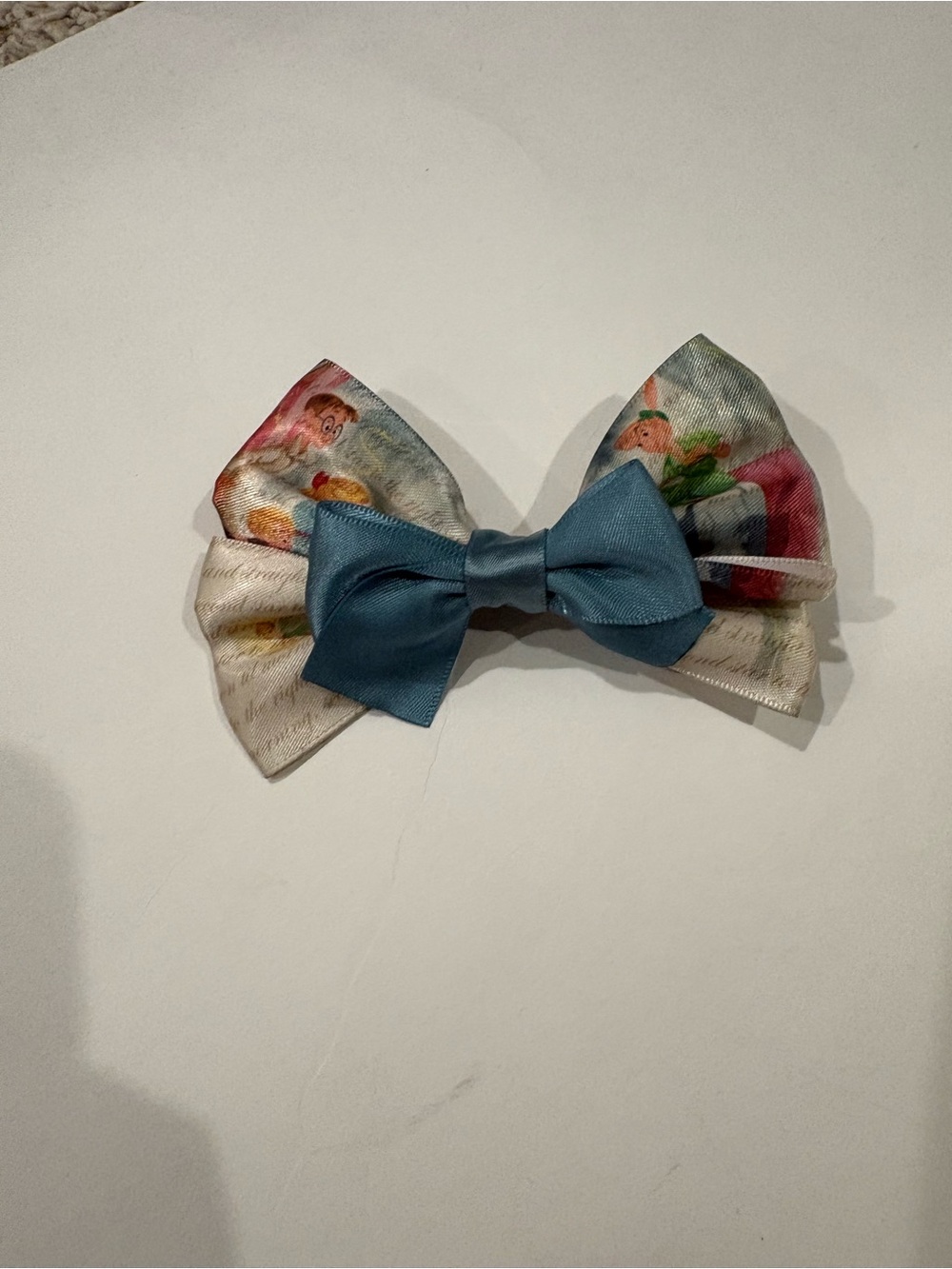Hot Topic Disney Peter Pan Hair Bow